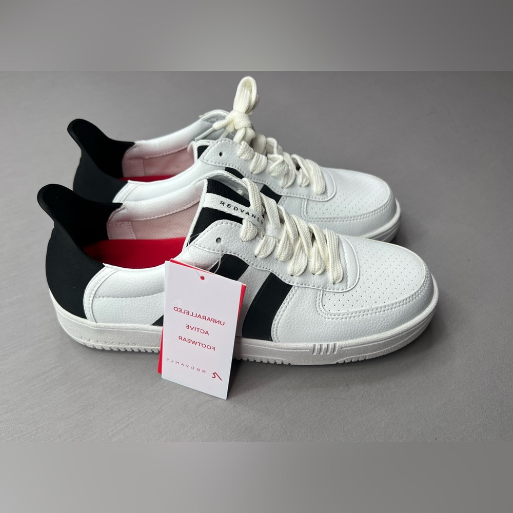 REDVANLY MENS TUX CONTENDER GOLF SHOES